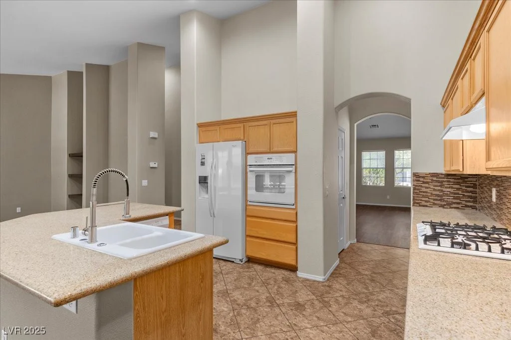 9233 Onyx Point, Henderson, NV 89074