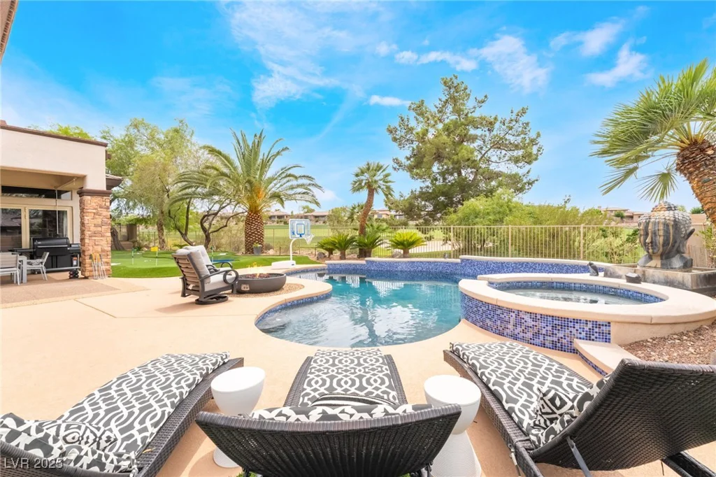 11 Knob Oak, Henderson, NV 89052