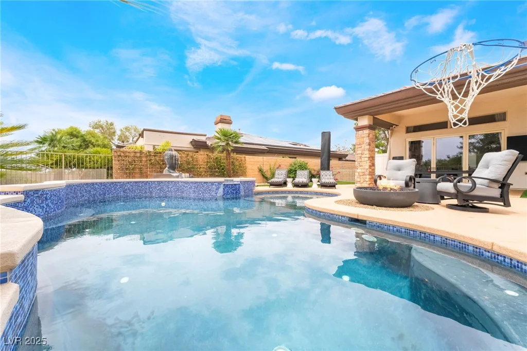 11 Knob Oak, Henderson, NV 89052