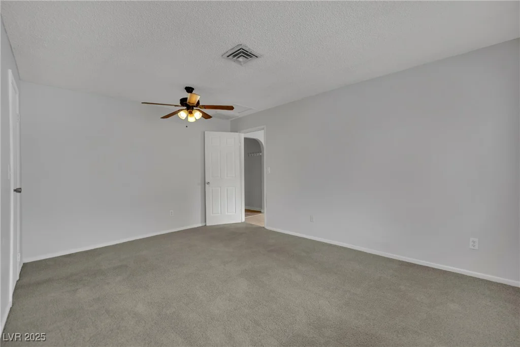 75 27th, Las Vegas, NV 89101