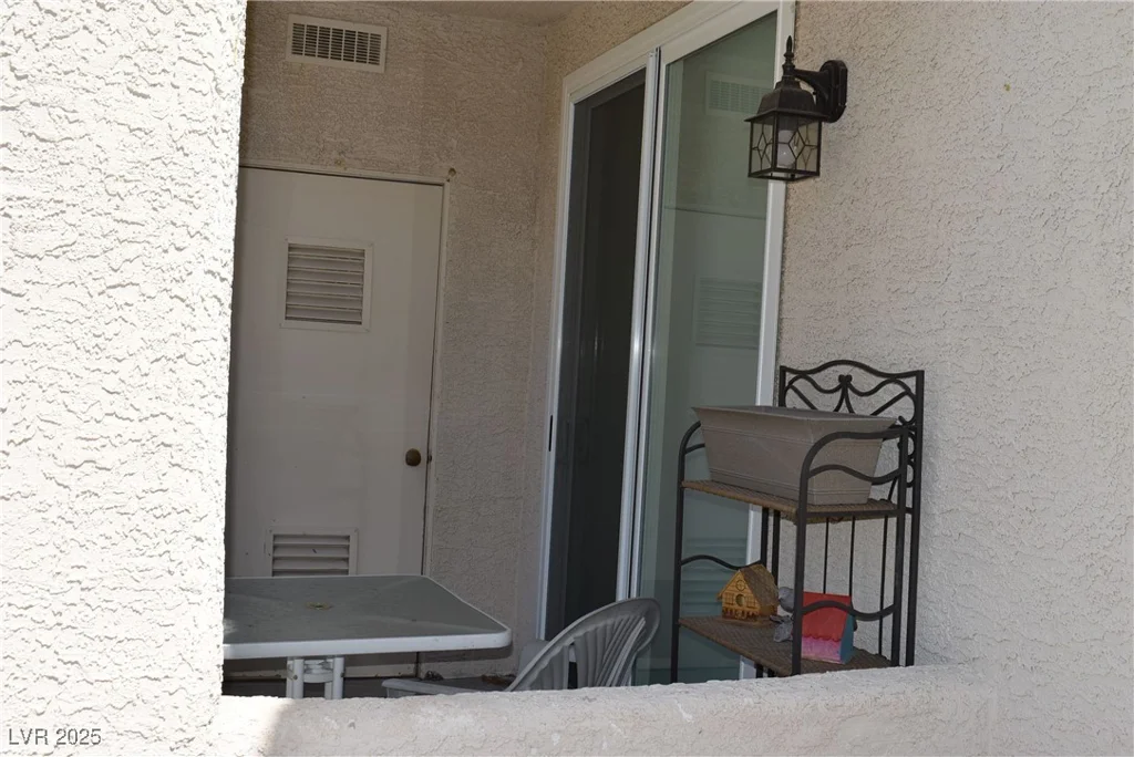 1830 Buffalo, Las Vegas, NV 89128
