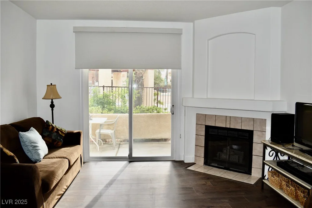 1830 Buffalo, Las Vegas, NV 89128