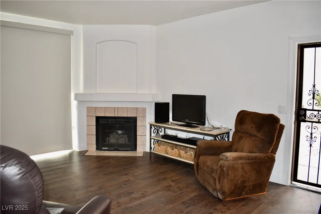1830 Buffalo, Las Vegas, NV 89128