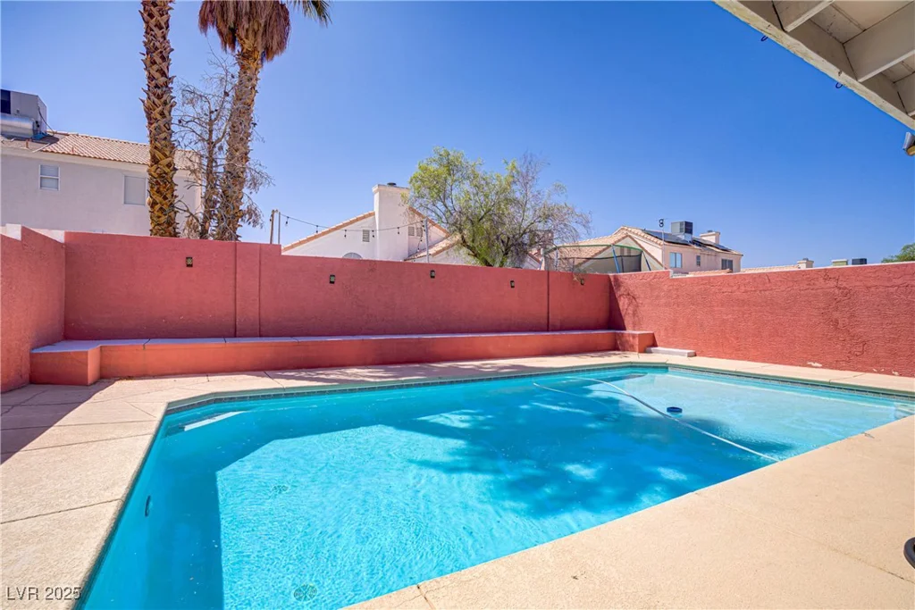 1428 Daybreak, Las Vegas, NV 89108