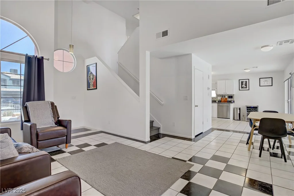 1428 Daybreak, Las Vegas, NV 89108