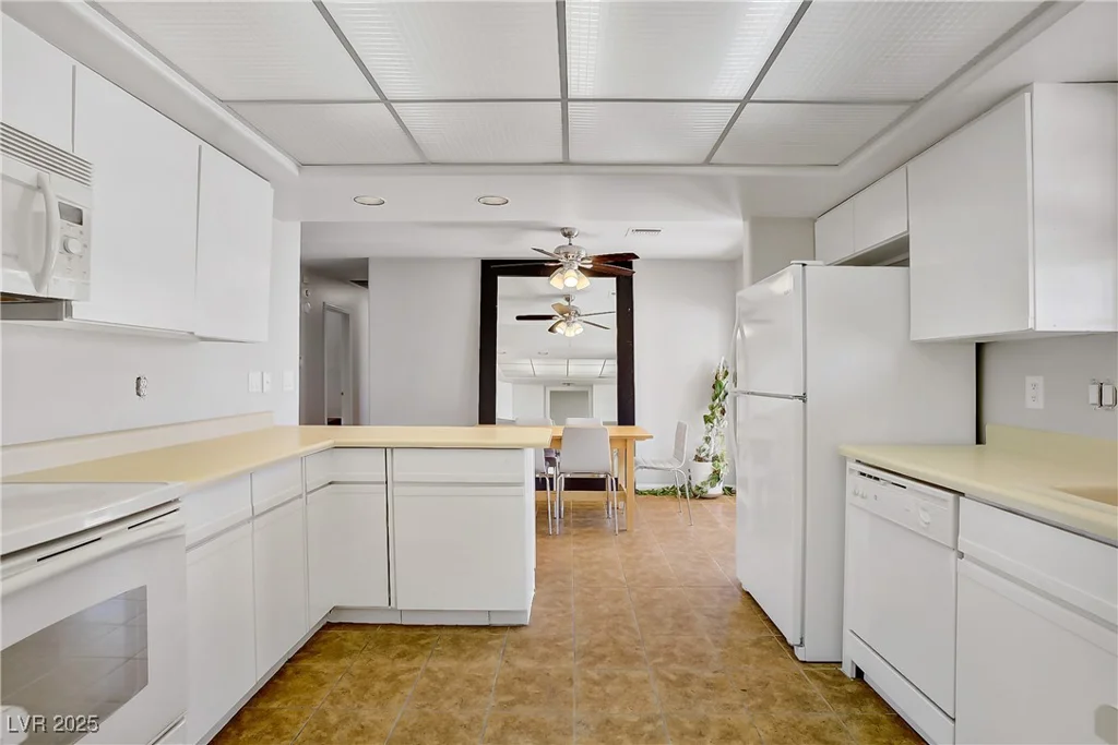 2935 Hardin, Henderson, NV 89074