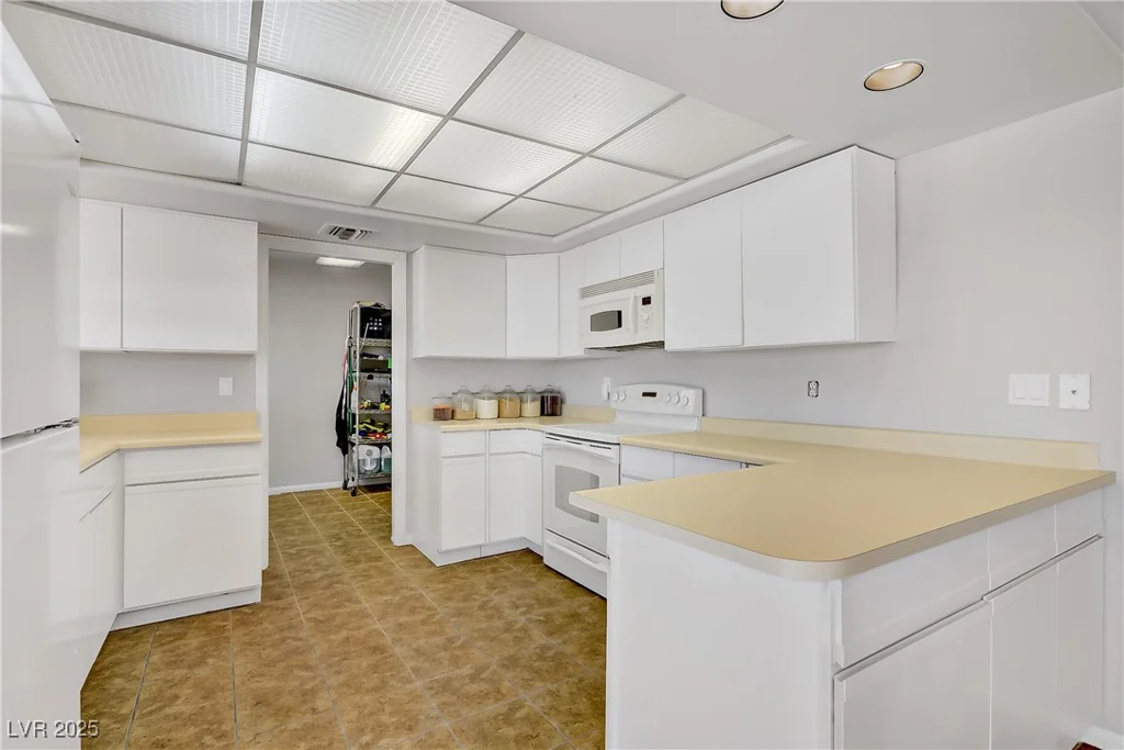 2935 Hardin, Henderson, NV 89074