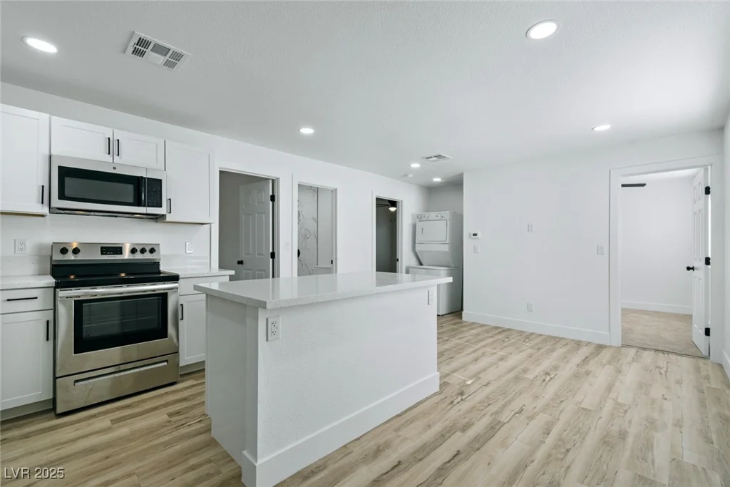 732 9th, Las Vegas, NV 89101
