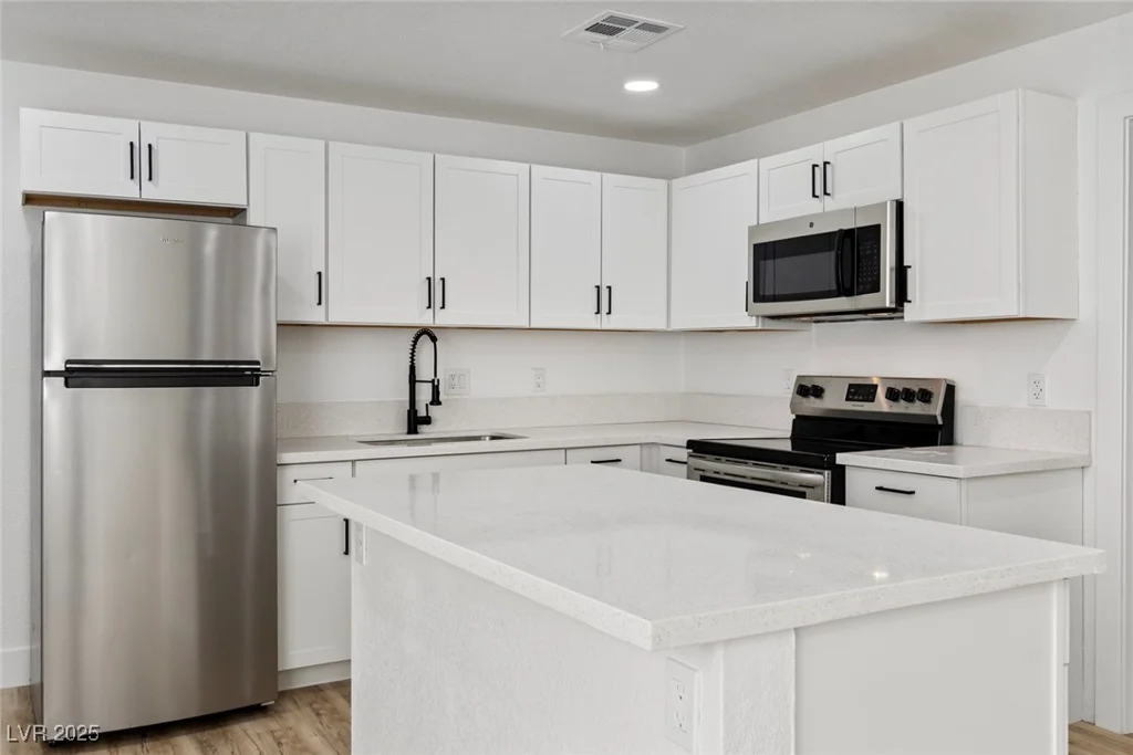 732 9th, Las Vegas, NV 89101
