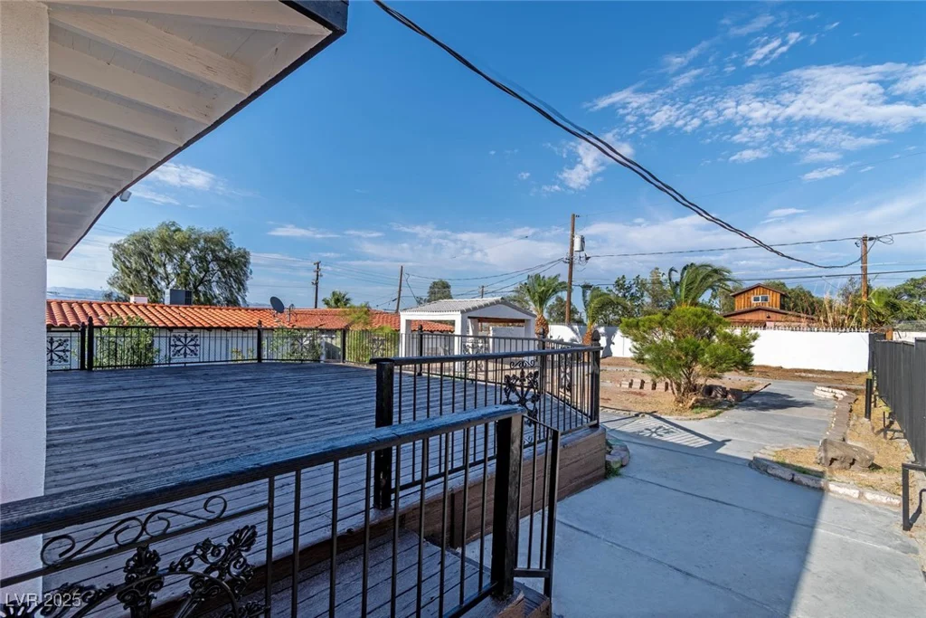 732 9th, Las Vegas, NV 89101