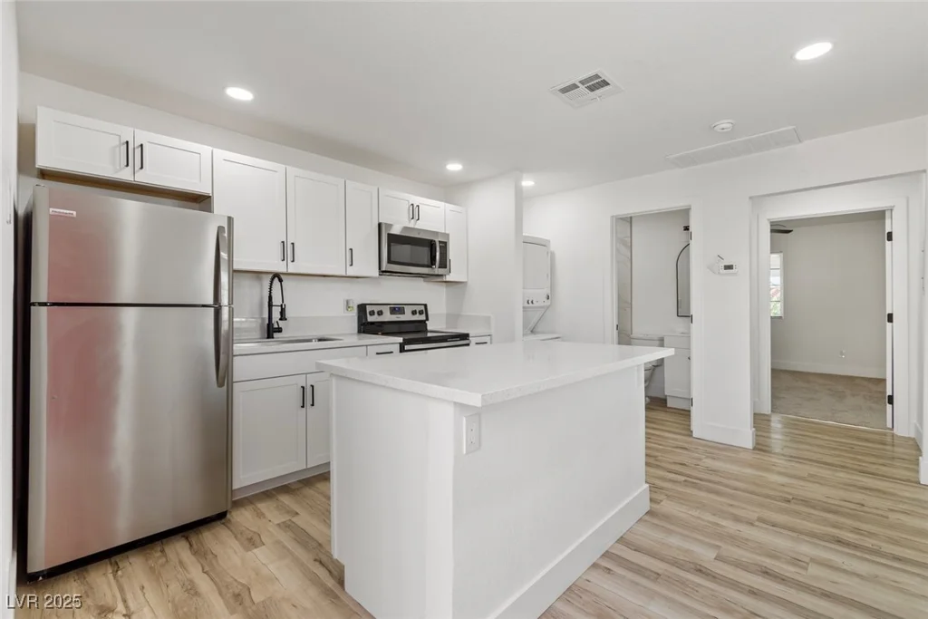 732 9th, Las Vegas, NV 89101