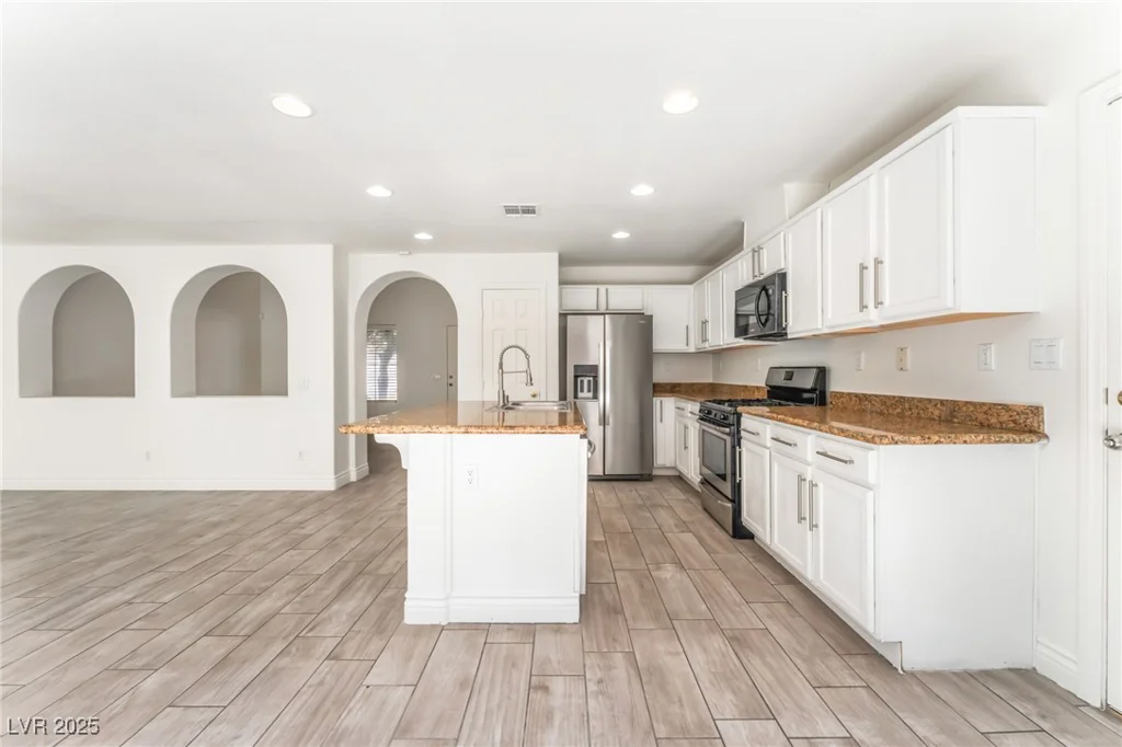 5340 Santa Fe Heights, North Las Vegas, NV 89081
