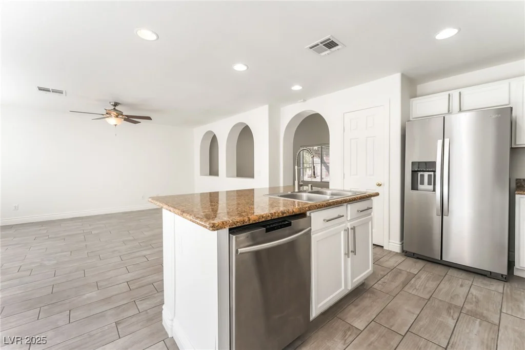 5340 Santa Fe Heights, North Las Vegas, NV 89081