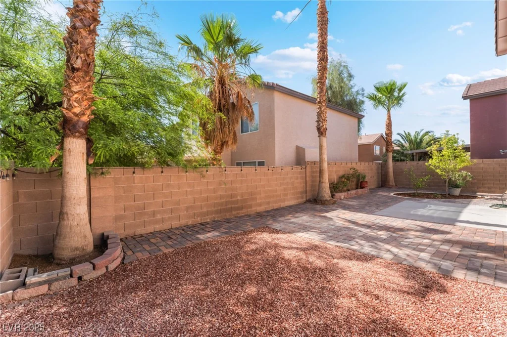 5340 Santa Fe Heights, North Las Vegas, NV 89081