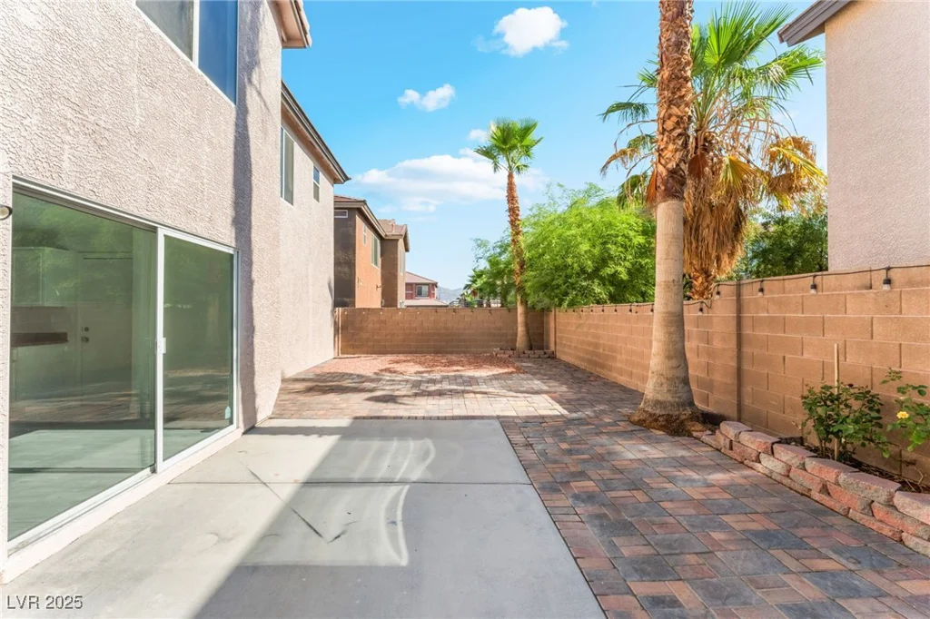 5340 Santa Fe Heights, North Las Vegas, NV 89081