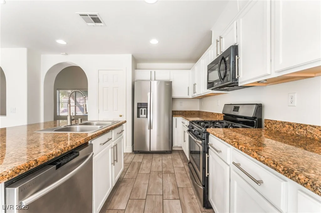 5340 Santa Fe Heights, North Las Vegas, NV 89081