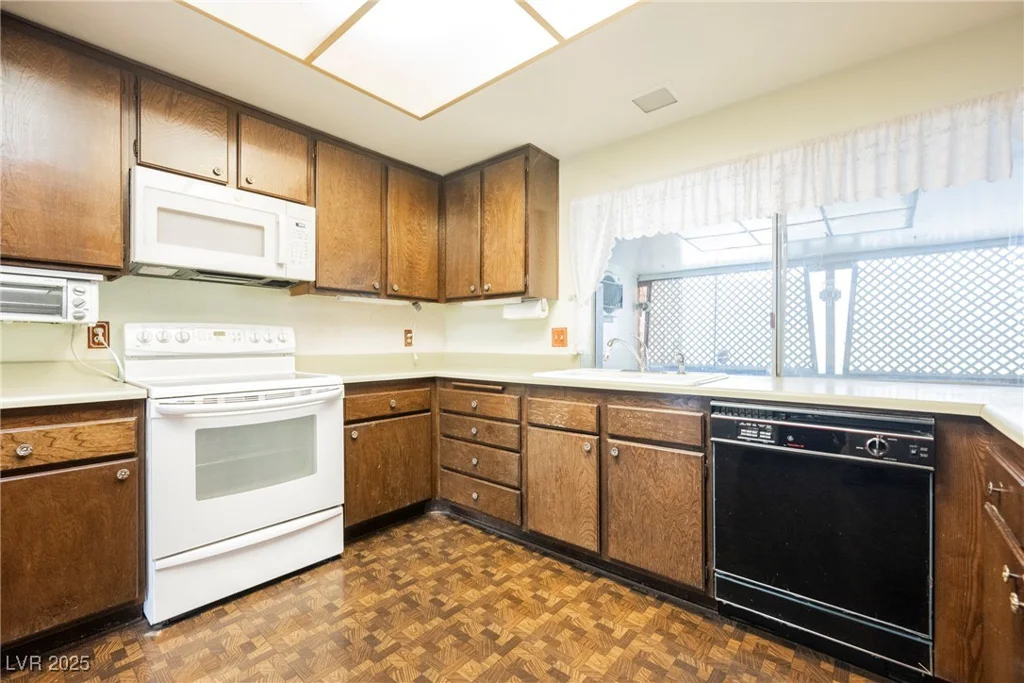 6513 Hyde, Las Vegas, NV 89107