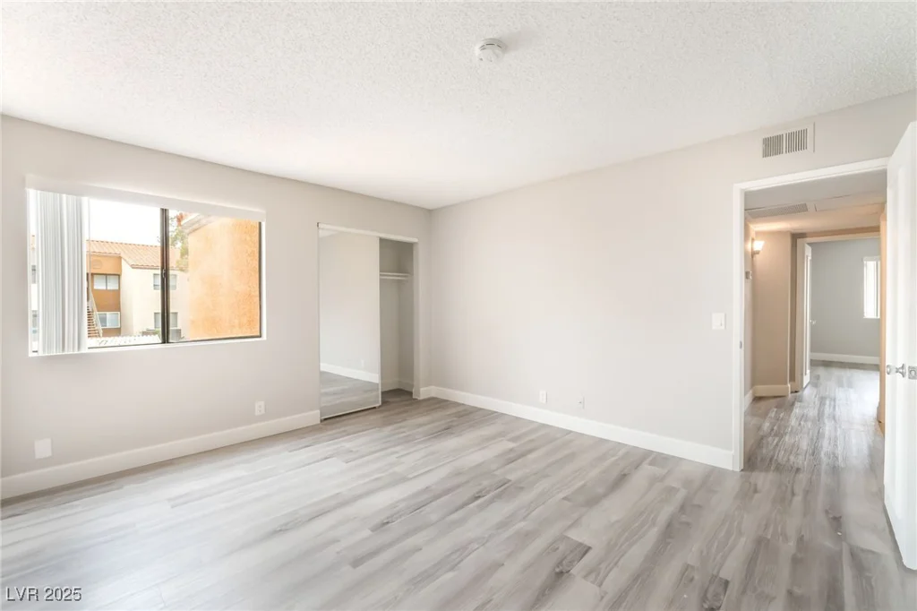 3151 Soaring Gulls, Las Vegas, NV 89128