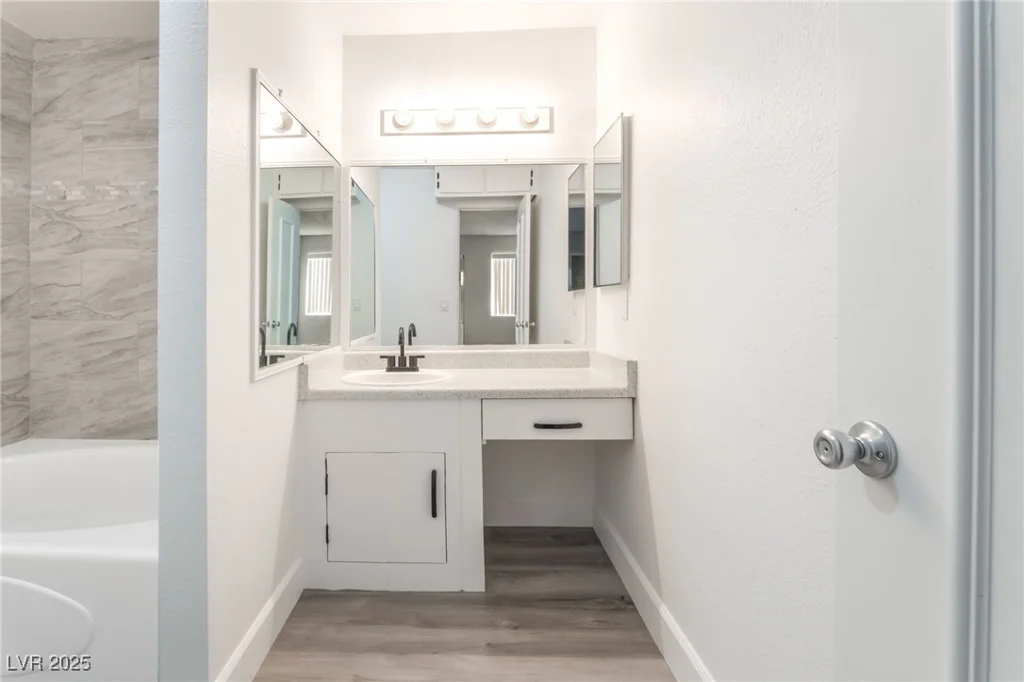 3151 Soaring Gulls, Las Vegas, NV 89128