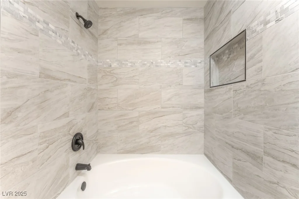 3151 Soaring Gulls, Las Vegas, NV 89128