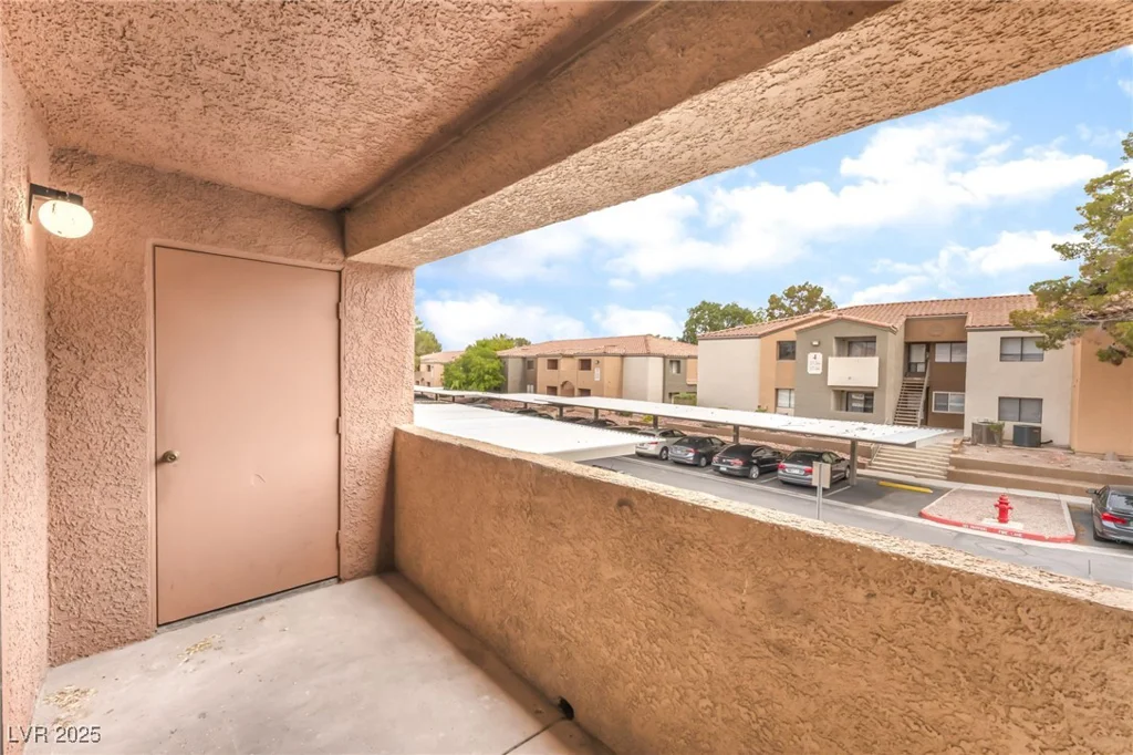 3151 Soaring Gulls, Las Vegas, NV 89128