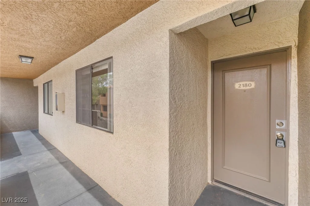 3151 Soaring Gulls, Las Vegas, NV 89128