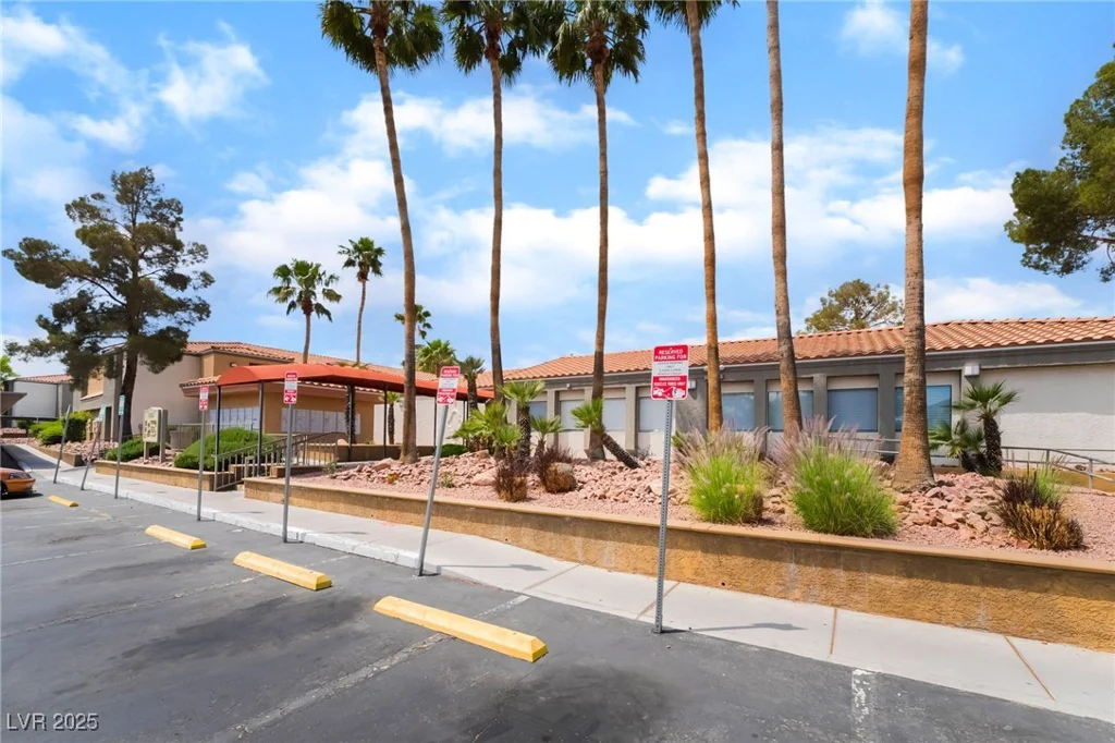3151 Soaring Gulls, Las Vegas, NV 89128