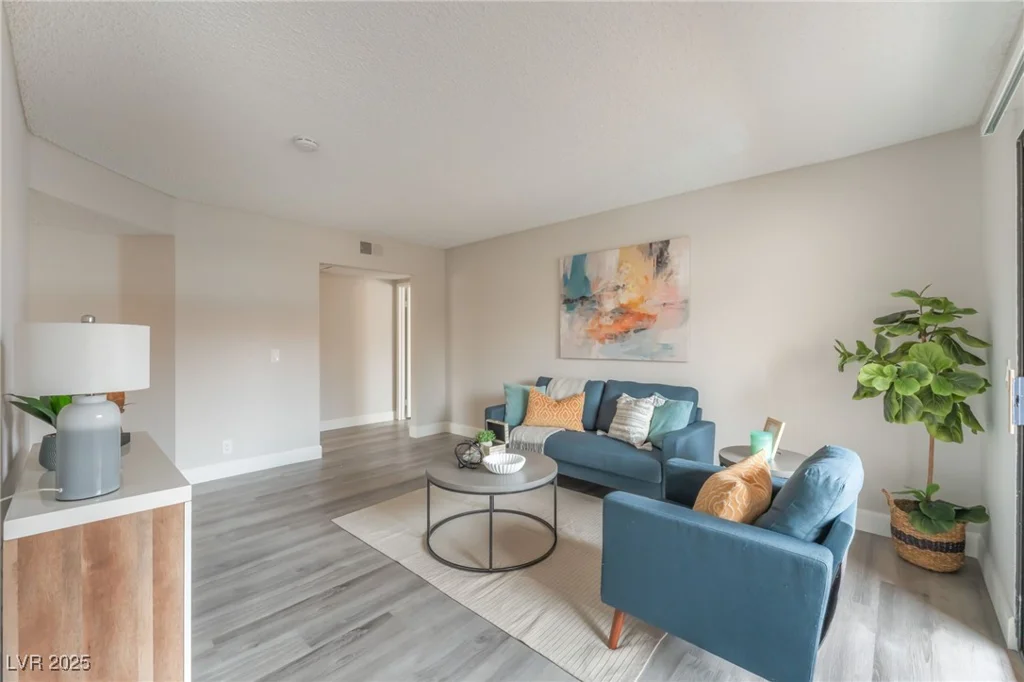 3151 Soaring Gulls, Las Vegas, NV 89128