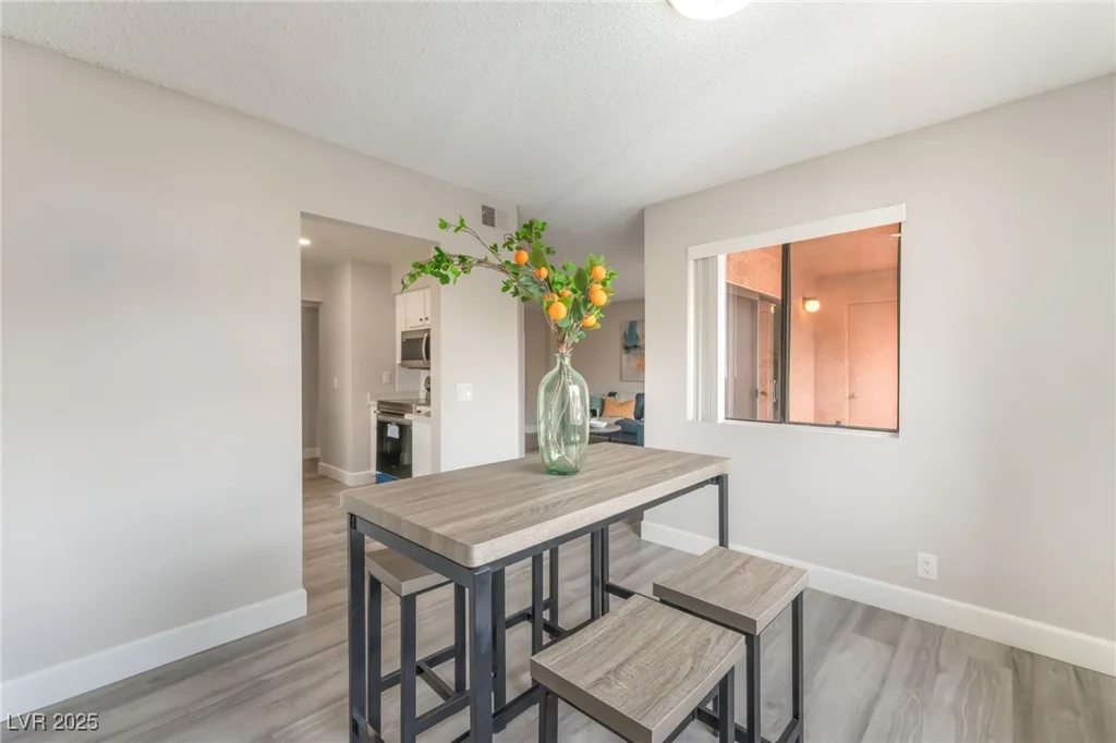3151 Soaring Gulls, Las Vegas, NV 89128