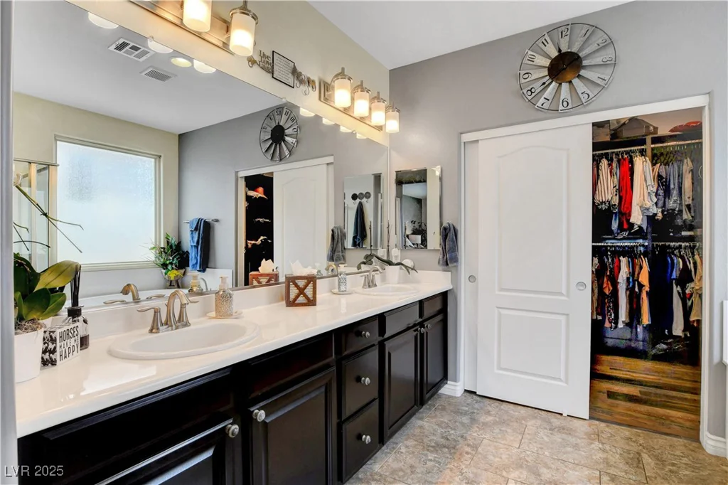 10656 Hyde Corner, Las Vegas, NV 89166