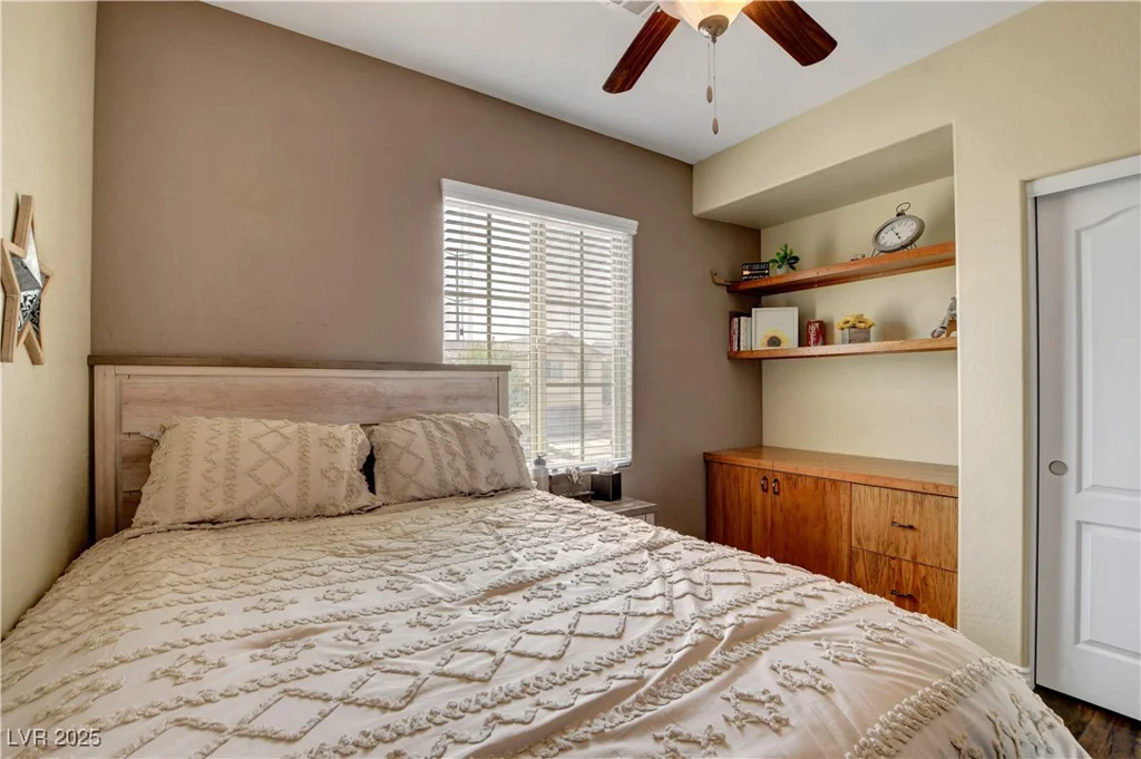 10656 Hyde Corner, Las Vegas, NV 89166