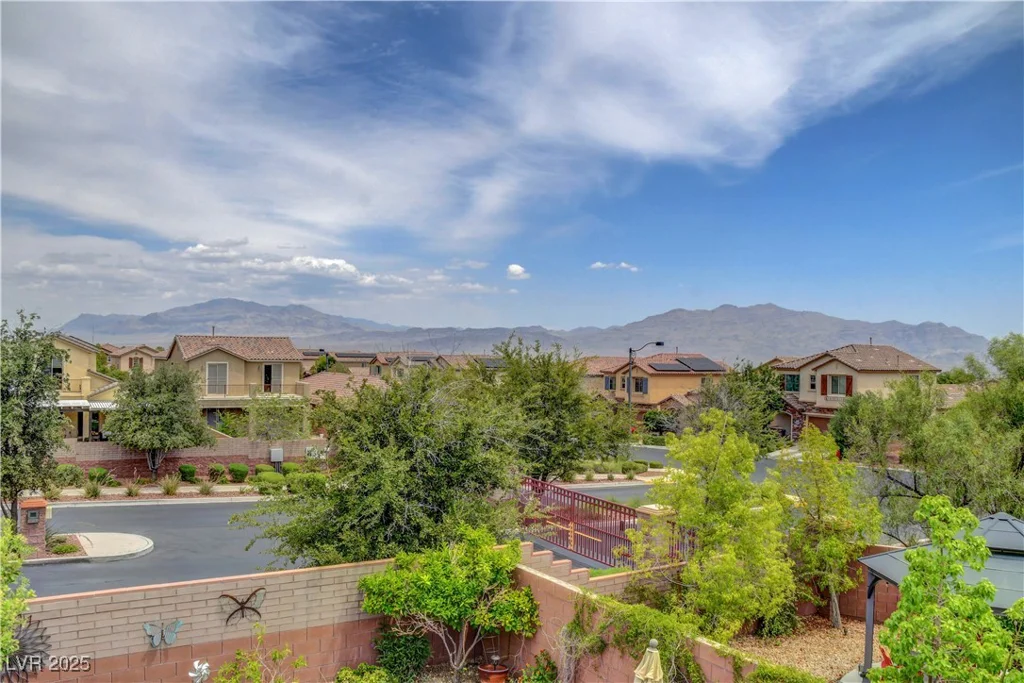 10656 Hyde Corner, Las Vegas, NV 89166