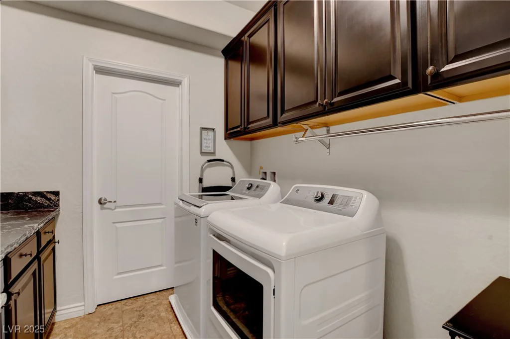 10656 Hyde Corner, Las Vegas, NV 89166