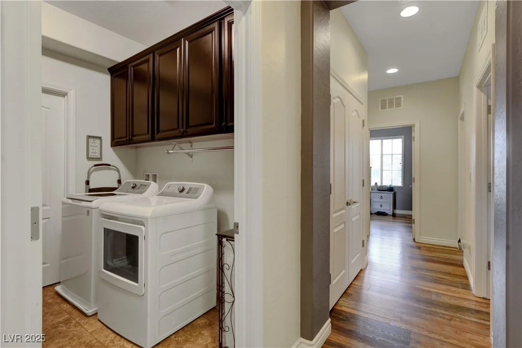 10656 Hyde Corner, Las Vegas, NV 89166