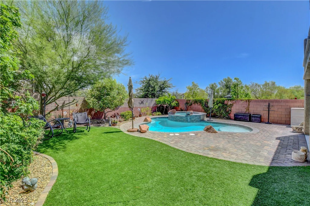 10656 Hyde Corner, Las Vegas, NV 89166
