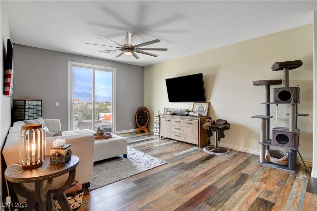 10656 Hyde Corner, Las Vegas, NV 89166