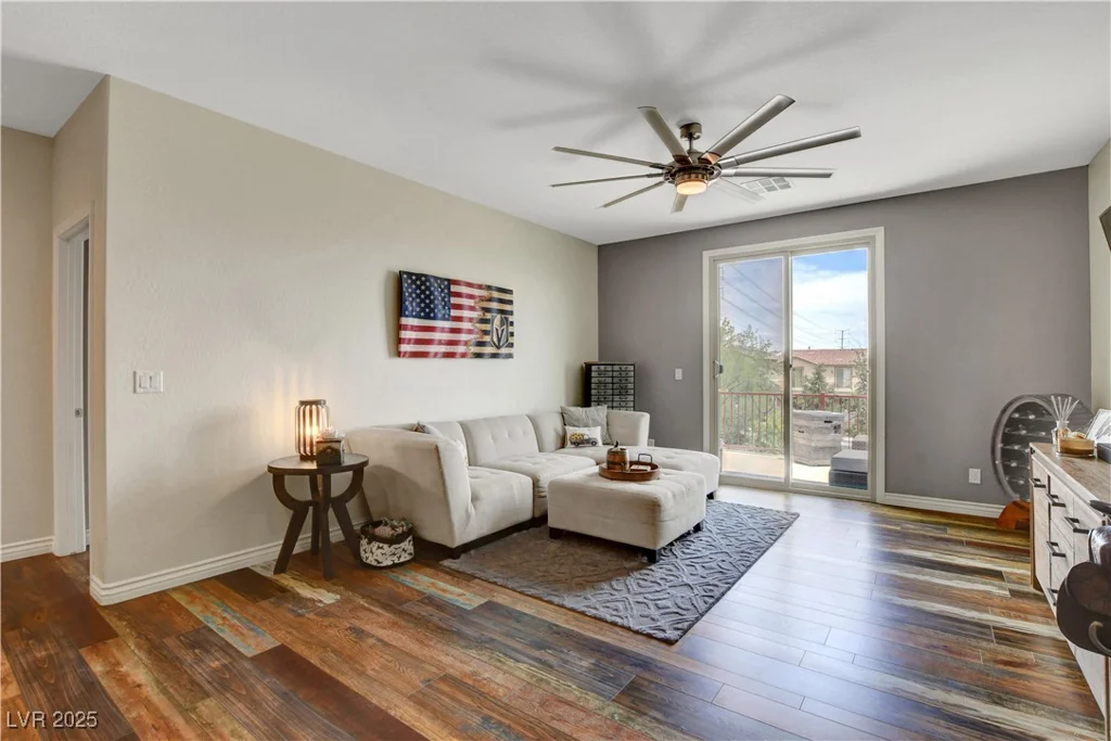 10656 Hyde Corner, Las Vegas, NV 89166