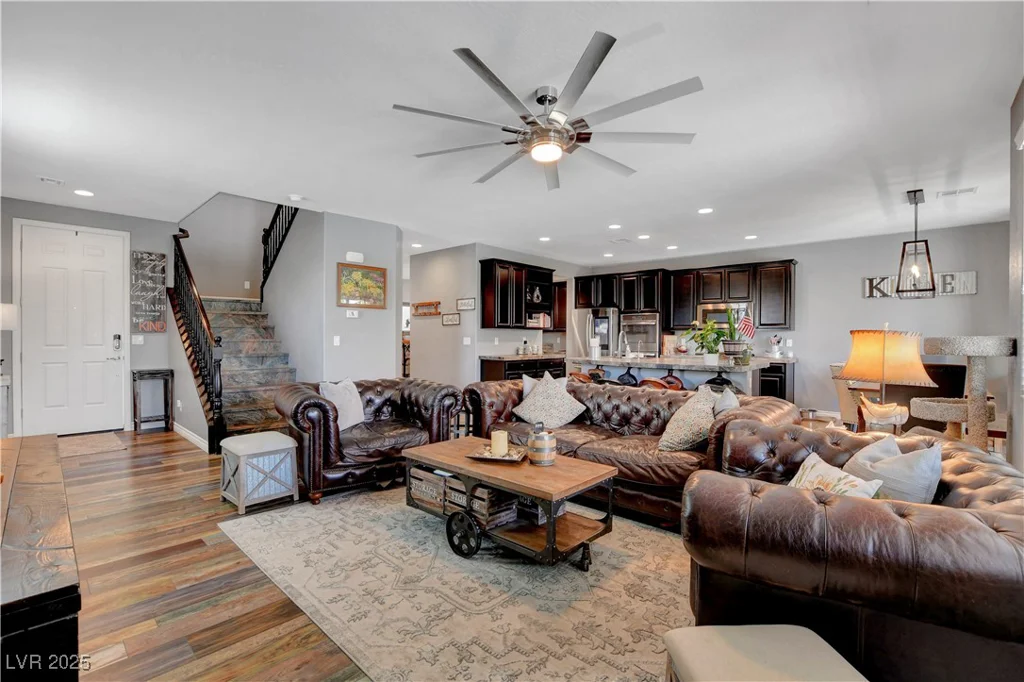 10656 Hyde Corner, Las Vegas, NV 89166