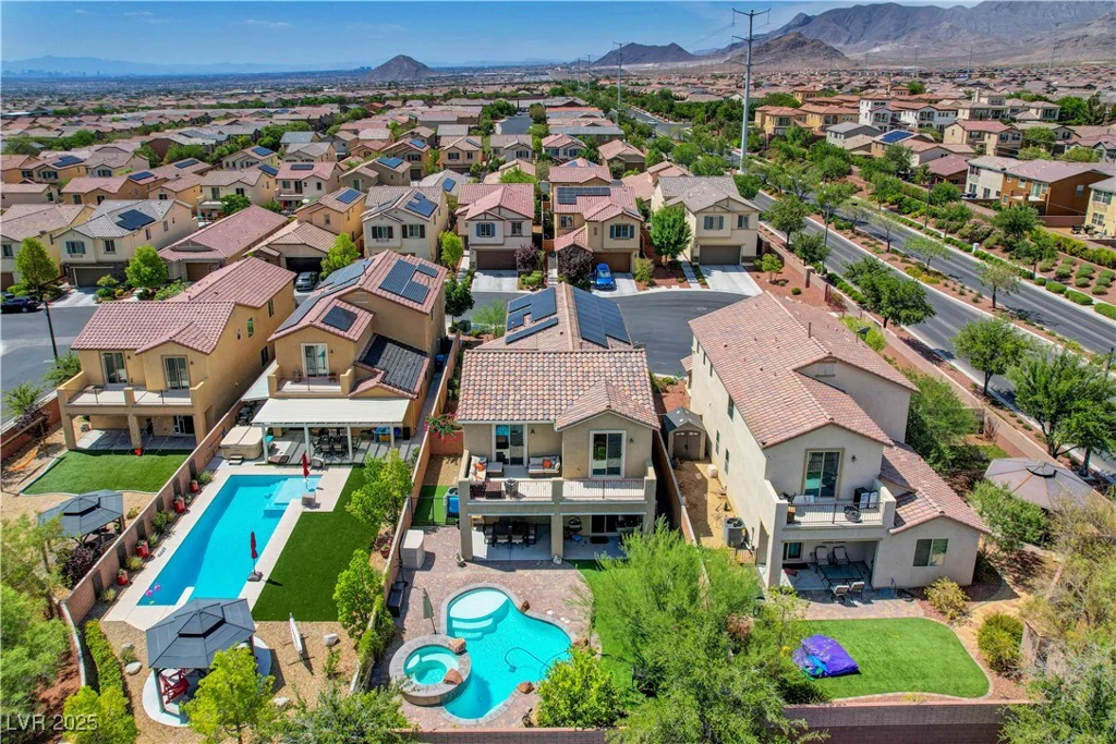 10656 Hyde Corner, Las Vegas, NV 89166