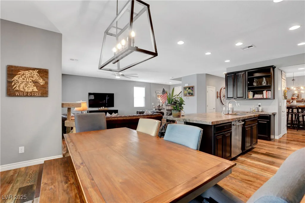 10656 Hyde Corner, Las Vegas, NV 89166