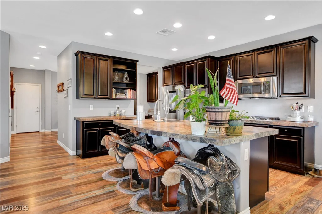 10656 Hyde Corner, Las Vegas, NV 89166