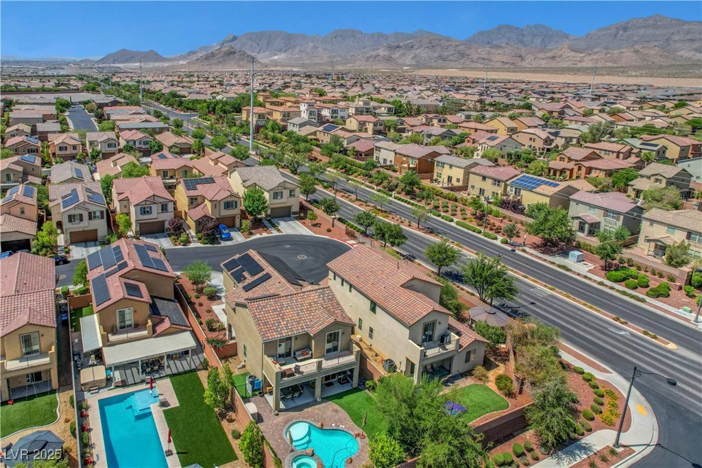 10656 Hyde Corner, Las Vegas, NV 89166