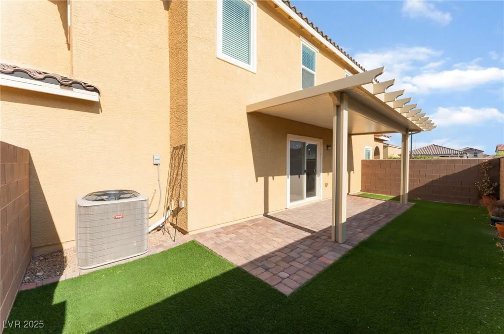 1102 Dorrell, North Las Vegas, NV 89086