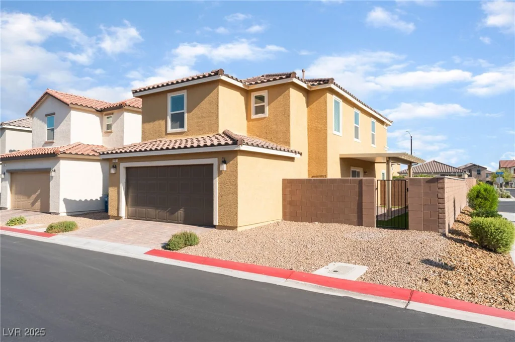 1102 Dorrell, North Las Vegas, NV 89086