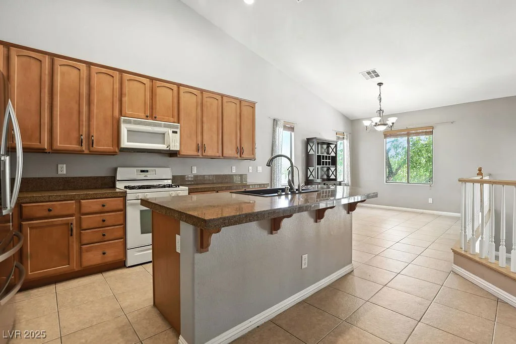 9105 Picket Fence, Las Vegas, NV 89143