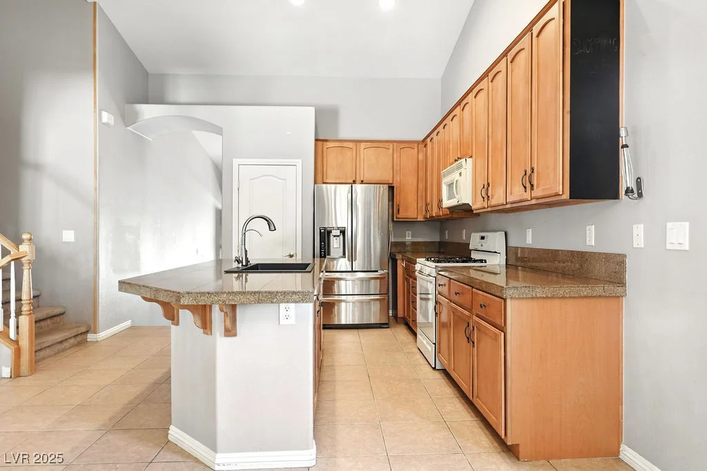 9105 Picket Fence, Las Vegas, NV 89143