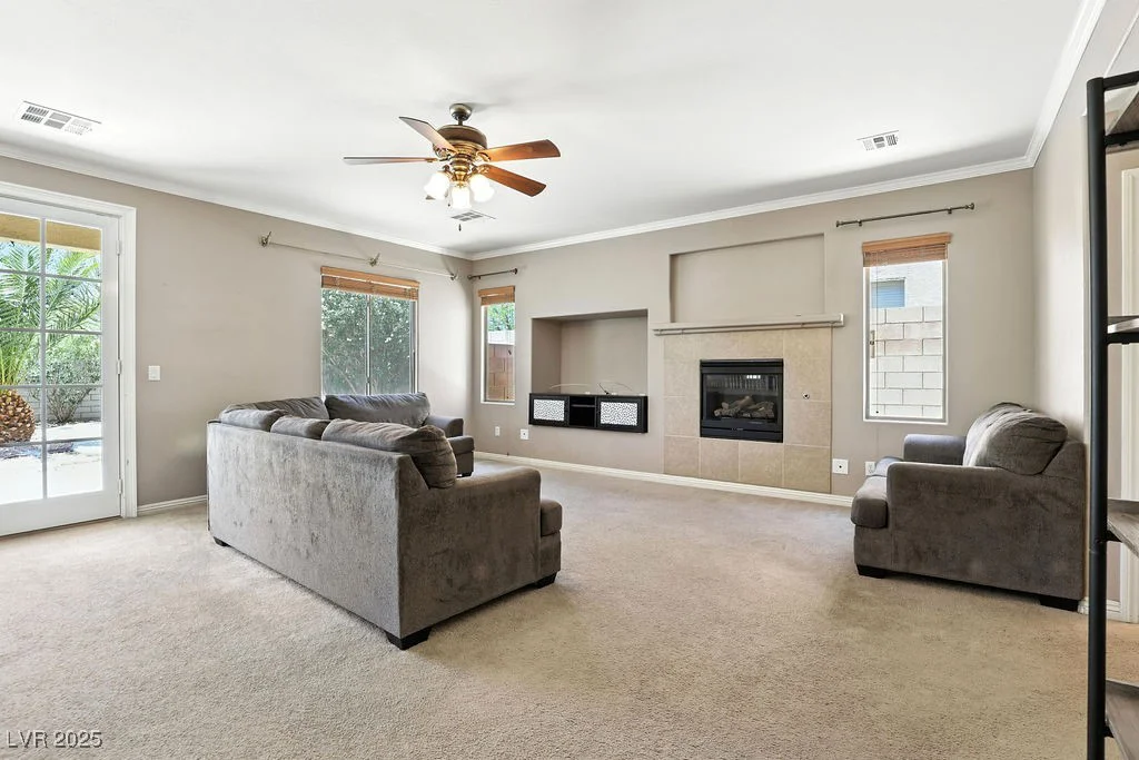 9105 Picket Fence, Las Vegas, NV 89143