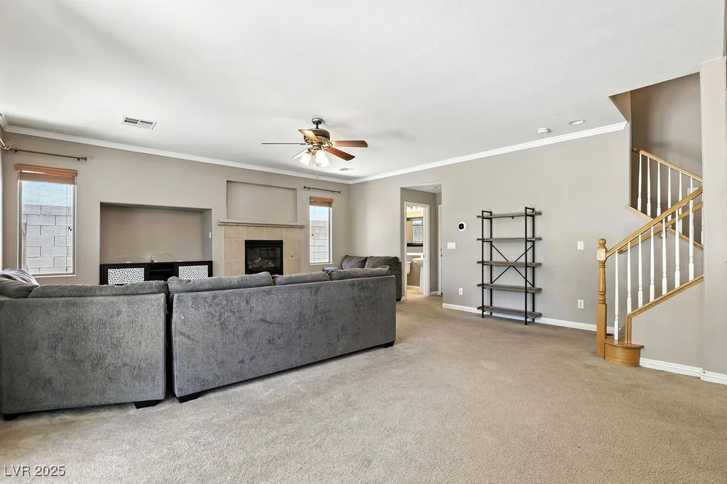 9105 Picket Fence, Las Vegas, NV 89143