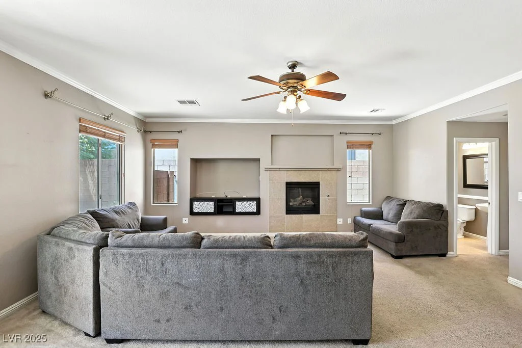 9105 Picket Fence, Las Vegas, NV 89143
