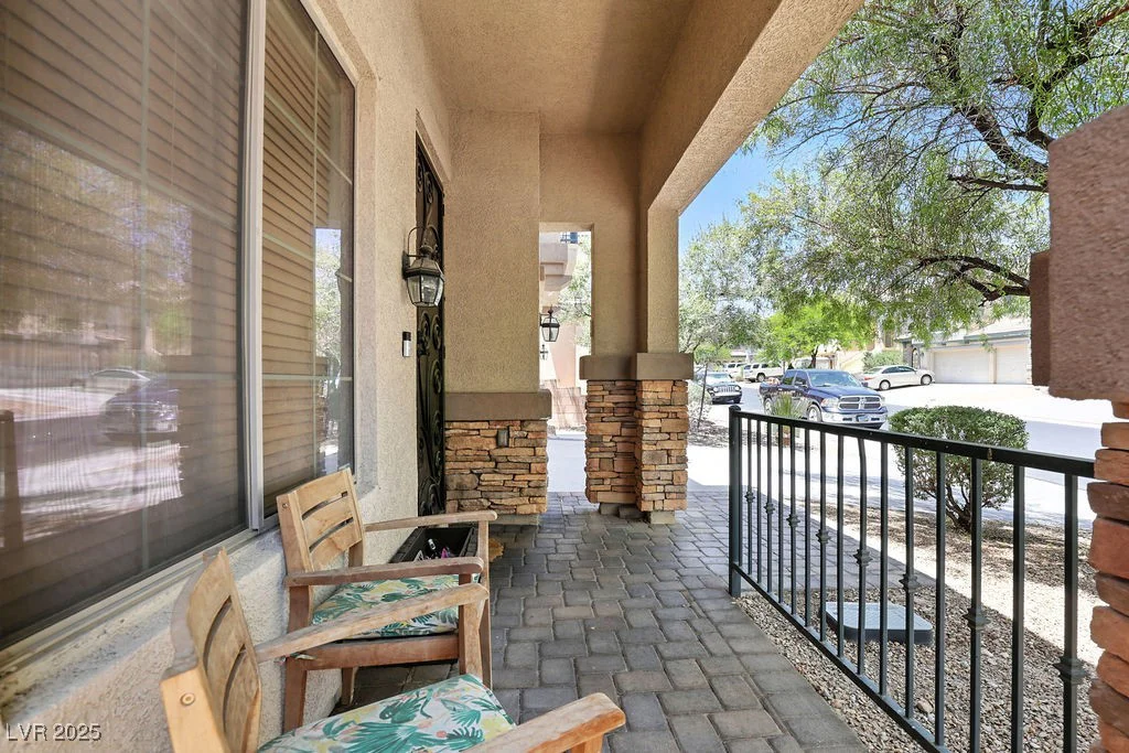 9105 Picket Fence, Las Vegas, NV 89143